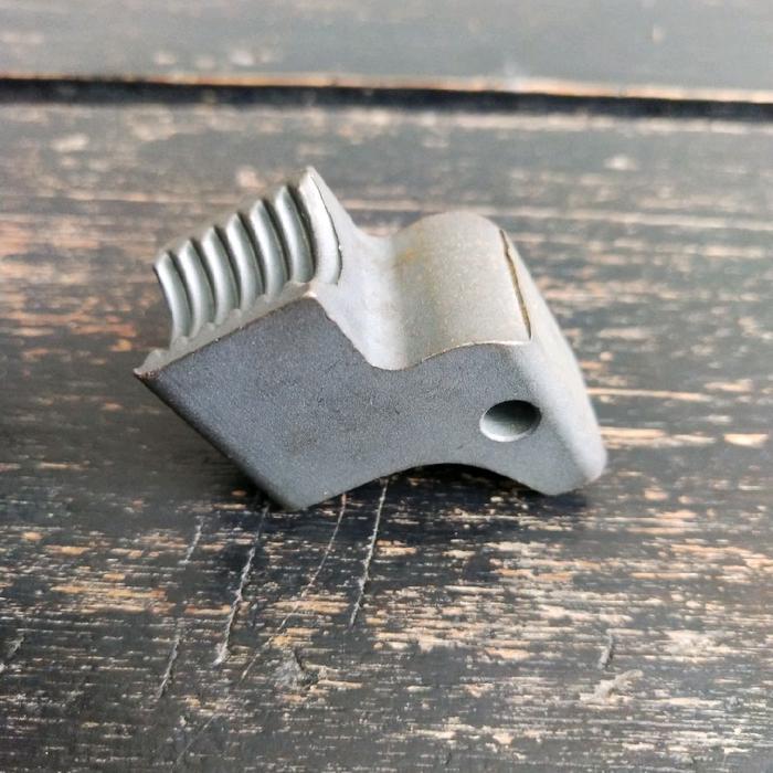Vise Nut MT240 Makita Original 3131149