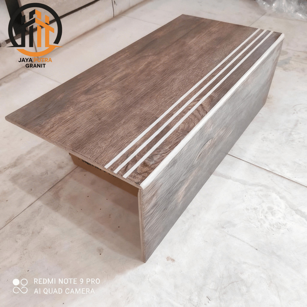 Kramik Granit Tangga Motif Kayu Walnut 30x60 20x60 Granite Keramik Custom Ukuran List Stepnosing NEW