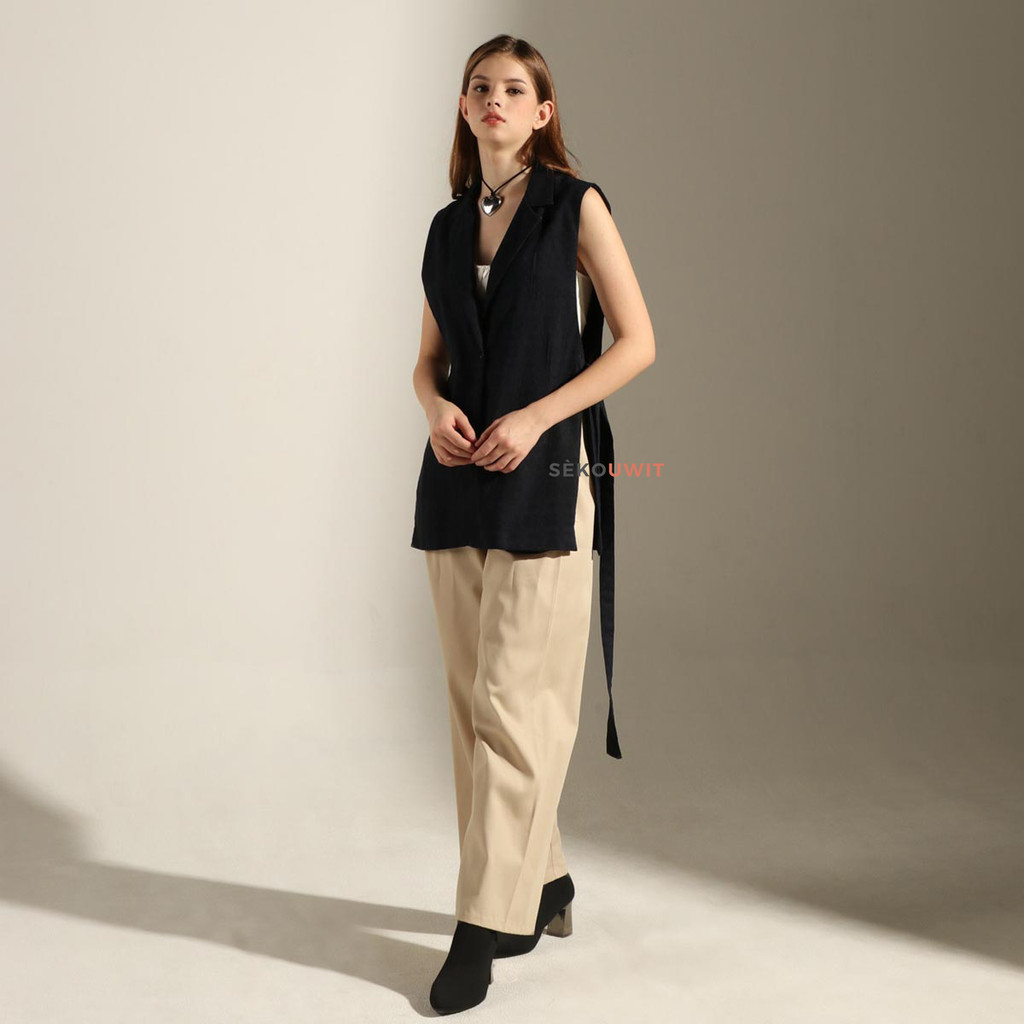 Blazer Batik Tenun Wanita Ayanna Blazer Vest Dobby Tenun Batik Sekouwit - Black