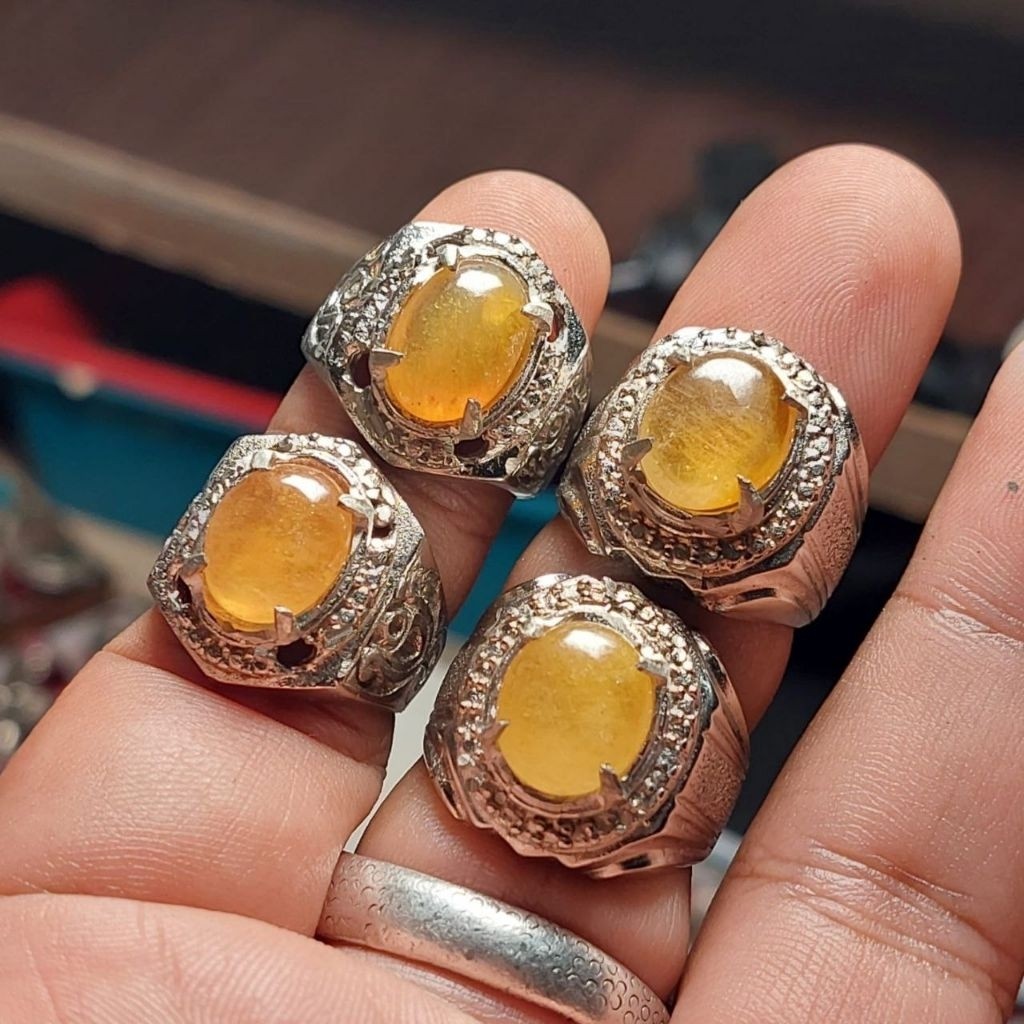 Cincin batu permata yellow safir 11mm 12mm sapphire afrika cincin pria terlaris Akik dan permata