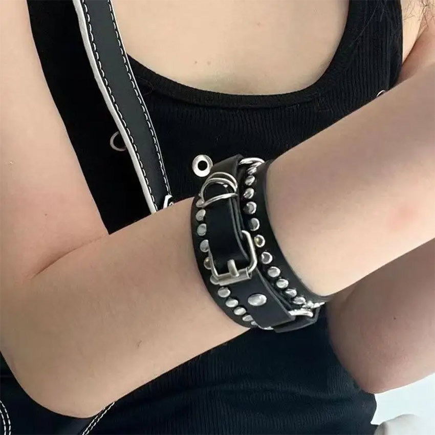 Gelang Kulit Punk Rock Cool Fashionaksesoris Punk Rock Gelang Punk Dilengkapi Rock Metal Gothic