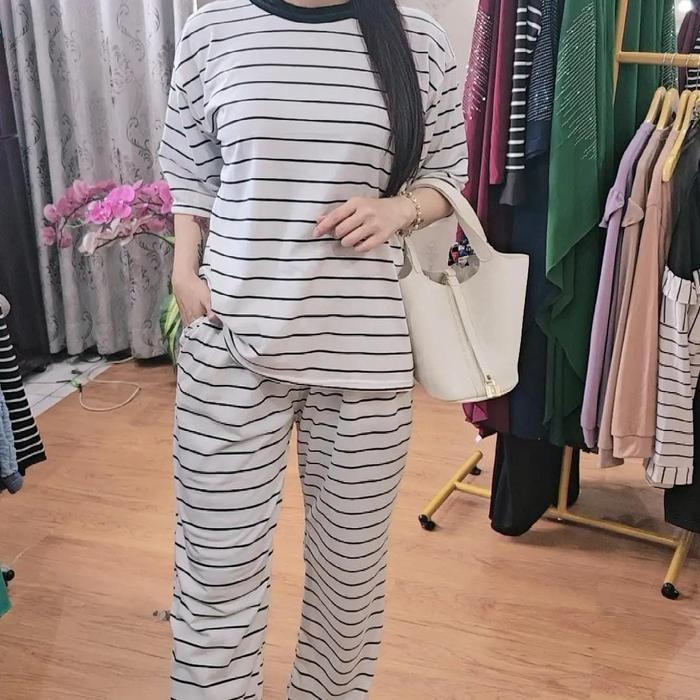 STELAN MONIE SALUR WANITA DEWASA DAN ANAK- STELAN JUMBO DEWASA DAN STELAN ANAK. Celana Kantong Setel