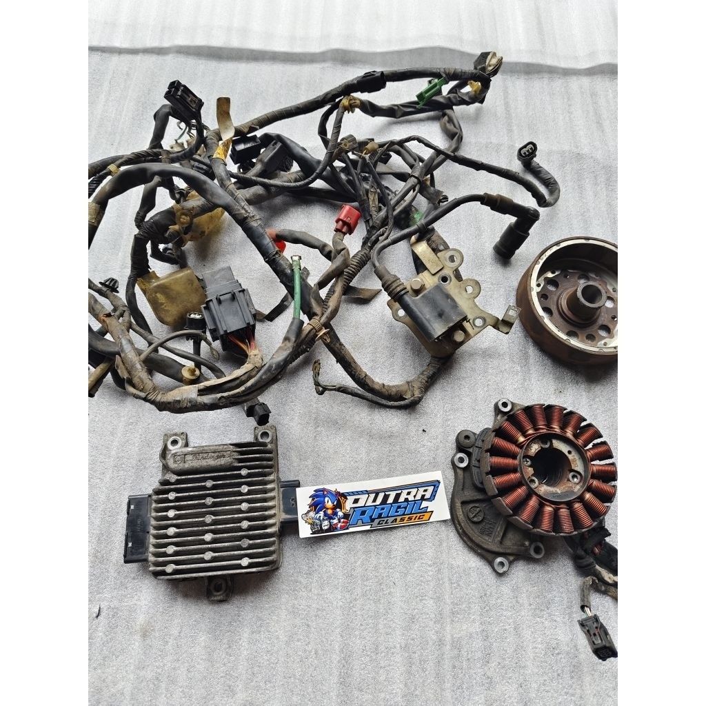 ACG SETATER PENGAPIAN FULL SET ACG SETATER HONDA VARIO 125 NEW K60R -B71 IN 01 ENGINE STOP ISS ORIGI