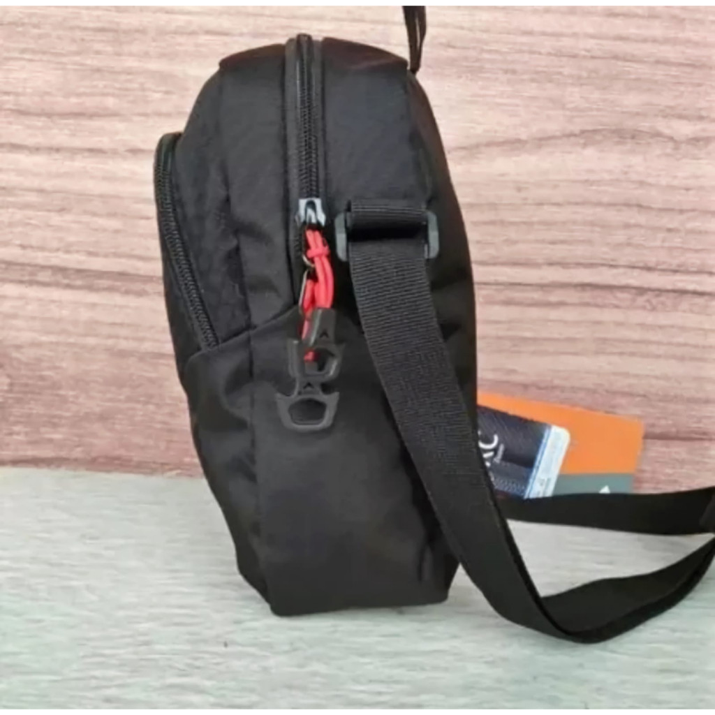 EIGER1989 TAS SELEMPANG PORTEGE VERTICAL 1L BLACK - TAS SELEMPANG PRIA - TAS SELEMPANG WANITA - Pra 