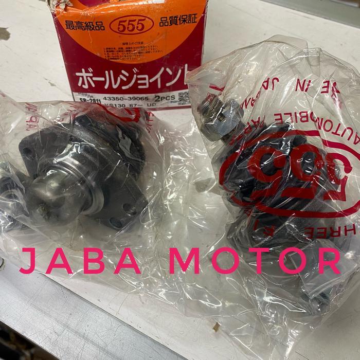 Balljoint atas Toyota Crown Royal saloon GS131