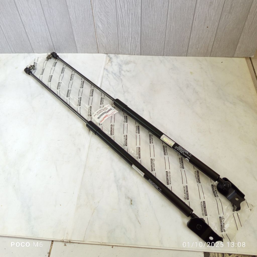 SHOCK KAP MESIN HIDROLIK TOYOTA HARRIER GEN 2 2003-2012 49155 1SET