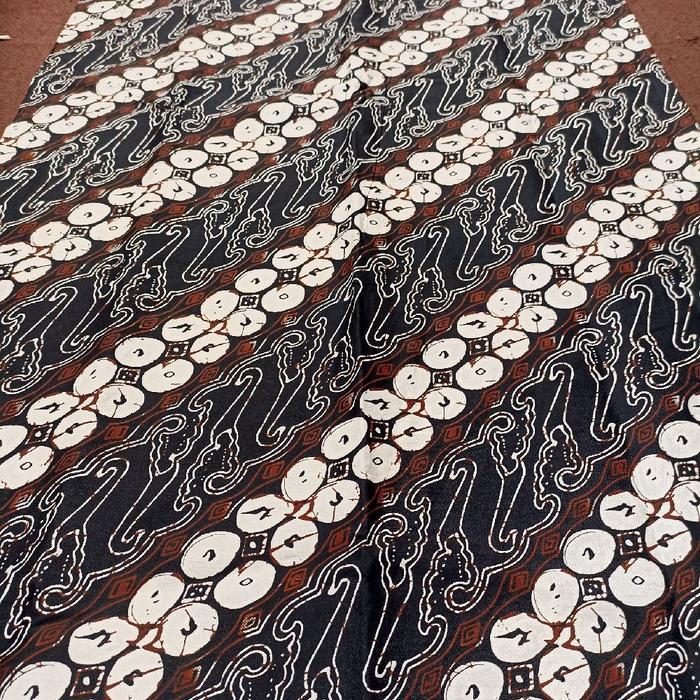 Kain batik soga motif parang kawung khas jogja Jarik