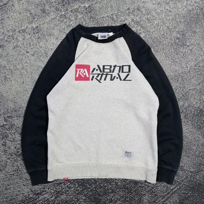 Jaket crewneck pria ABNORMAL THING center logo two colour casual murah size m