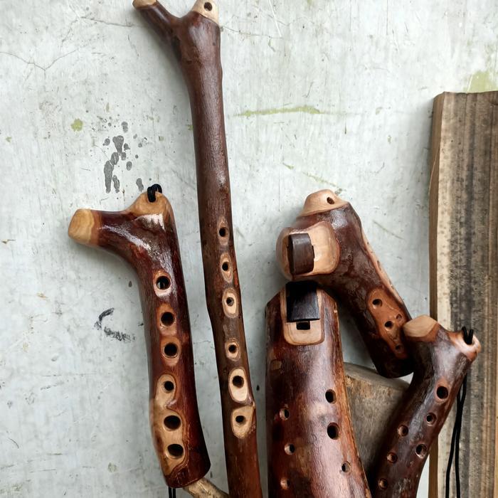 Ocarina kayu, alat musik tiup