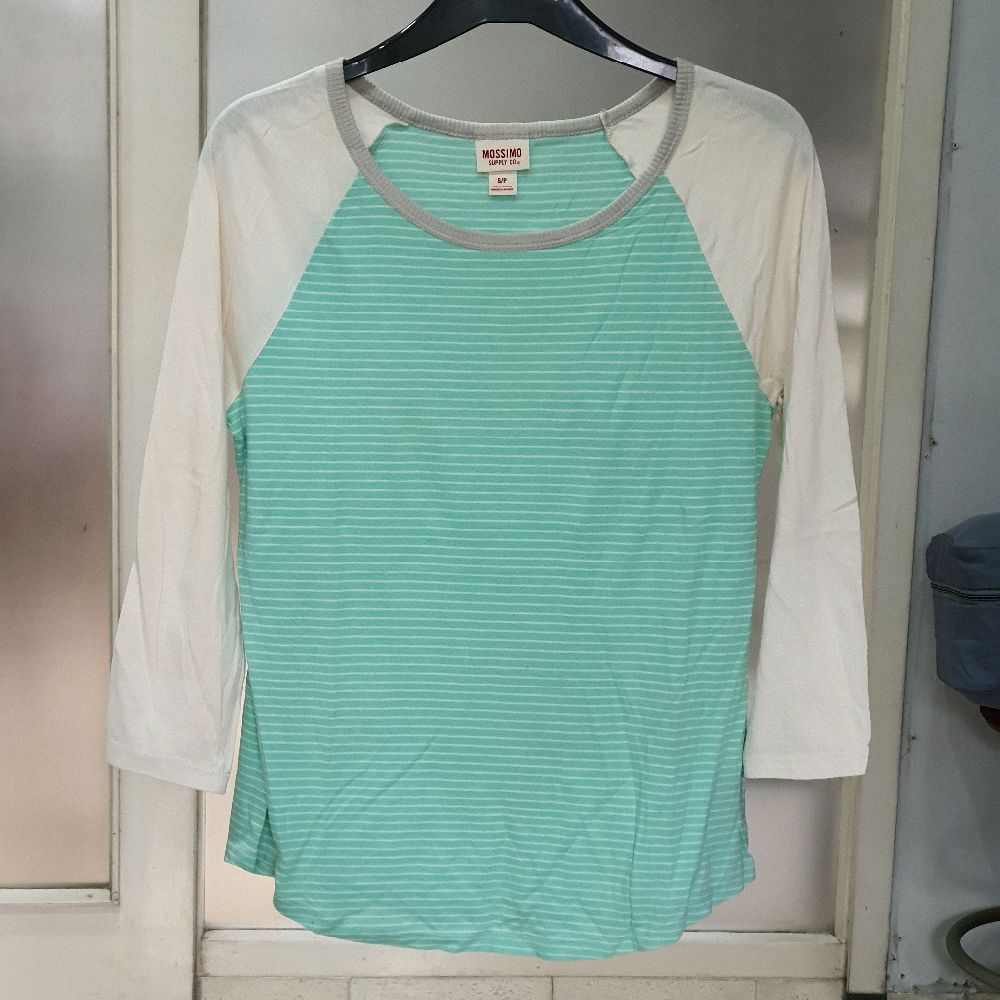 T baju wanita atasan cewek kaos raglan mossimo hijau tosca preloved seken Panjang Katun