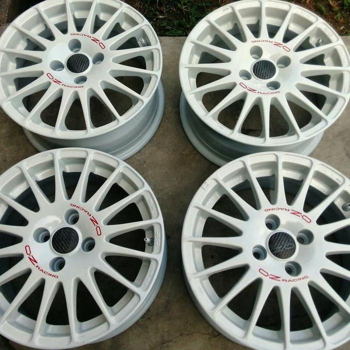 stiker untuk velg OZ Racing Superturismo - Hitam
