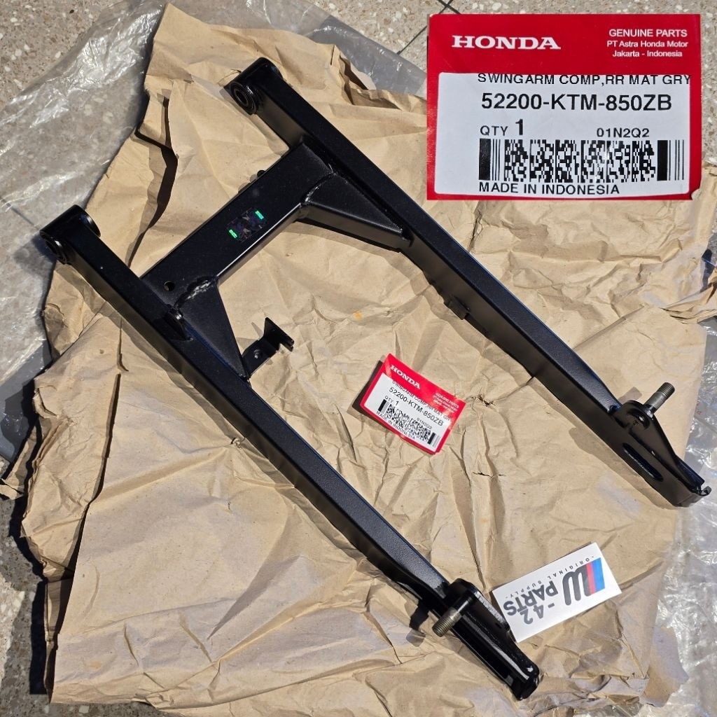 SWING ARM AREM GARPU FORK BELAKANG SUPRA X 125 X125 OLD LAMA BATMAN CAKRAM DD DOUBLE DISC ORIGINAL A