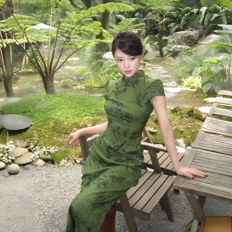 Gaun Cheongsam Wanita Jumbo Slim Fit Maxi Motif Floral Gaya Cina Gaun Elegan Ukuran Besar Qipao Wani