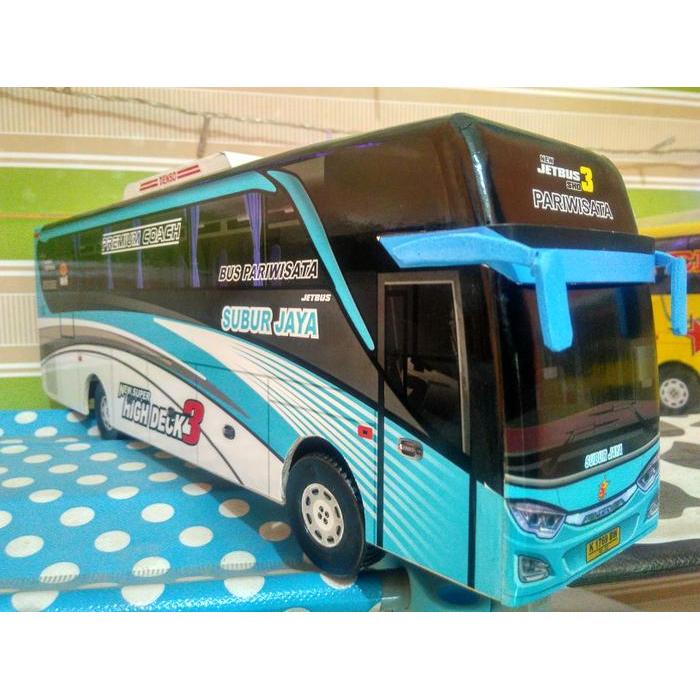 Miniatur bus Subur jaya bis