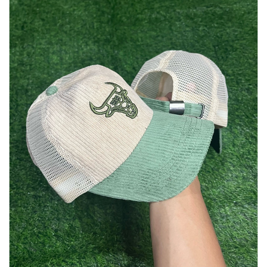 Topi Corduroy Lidah Pendek - Topi Traker Navy