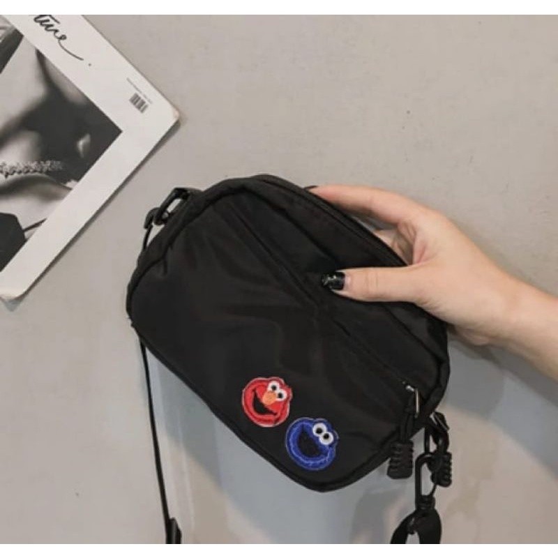 Titani Ta-1137 Tas Selempang Wanita elmo