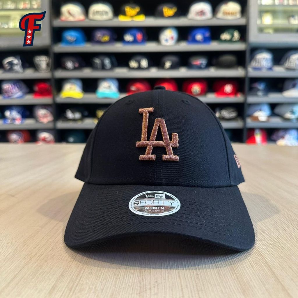 Topi New Era MLB LA Dodgers Black Women 9FORTY Dad Hat Original