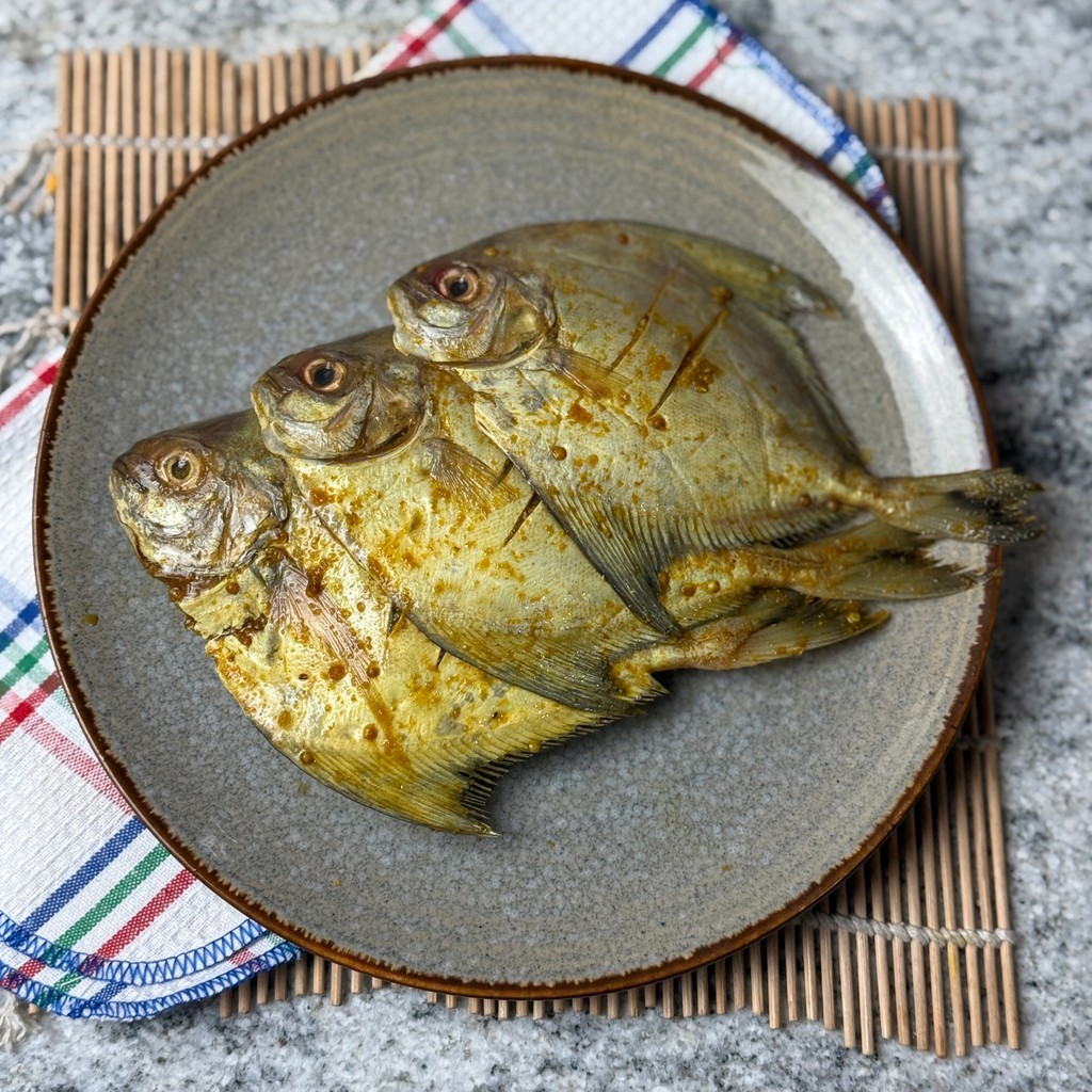 Ikan Dorang Marinasi Isi 3 Ekor - Ikan Bumbu Siap Goreng / Bakar Fresh Frozen
