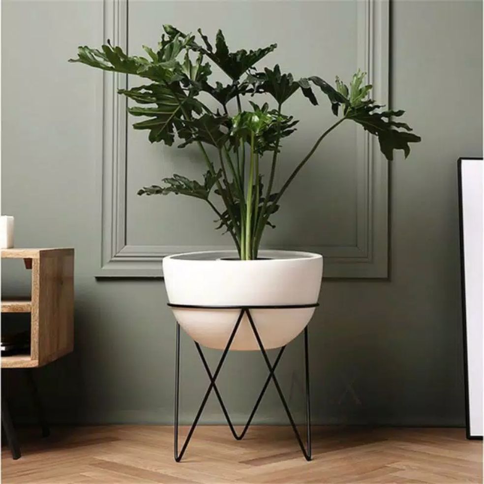STANDING RAK POT BUNGA BESI/STANDING PLANTER/STANDING RAK POT BESI/STANDING RAK POT BUNGA HIAS
