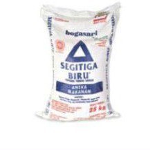 TERIGU SEGITIGA BIRU CURAH 1 KG .