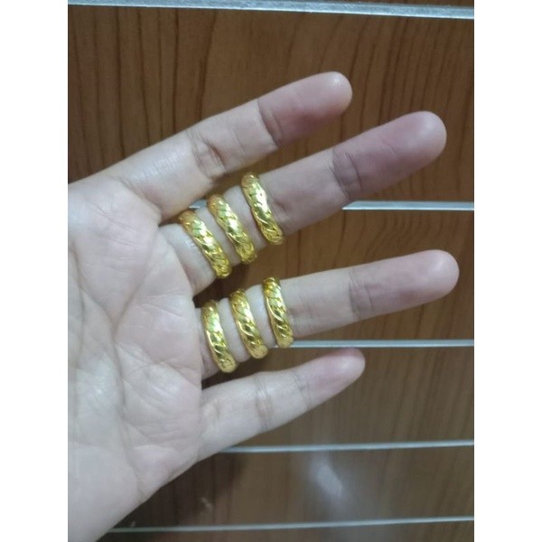 cincin koin logam