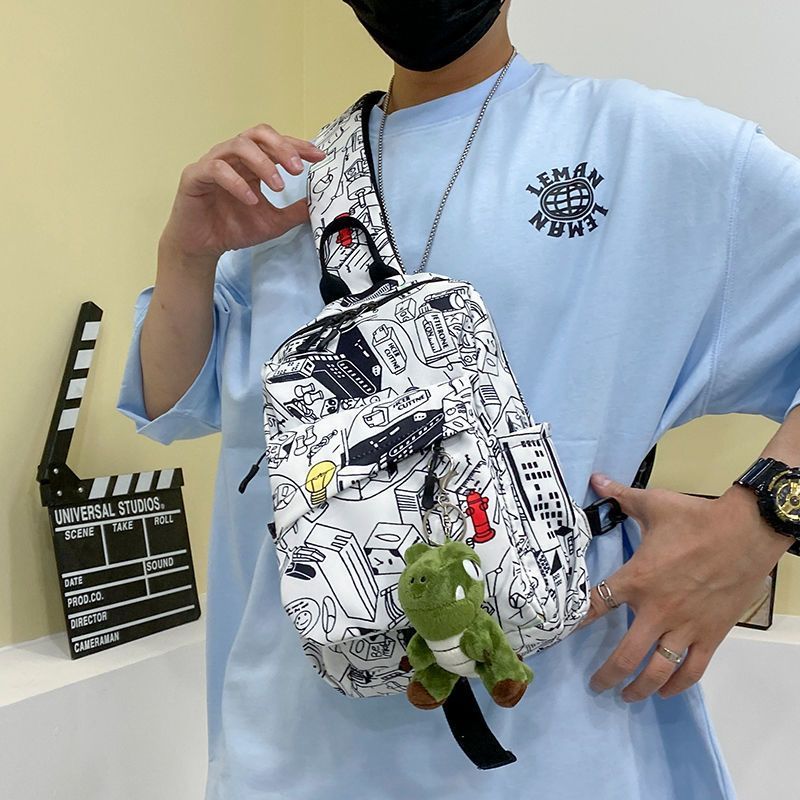 [Kotak misteri] Tas punggung pria gaya Korea tas dada trendi tas ransel kecil untuk siswa tas