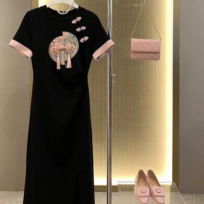 [Bulan Lembut] [COD] Gaun bordir gaya Cina dengan kancing simpul Cina, cheongsam, rok berbelahan.