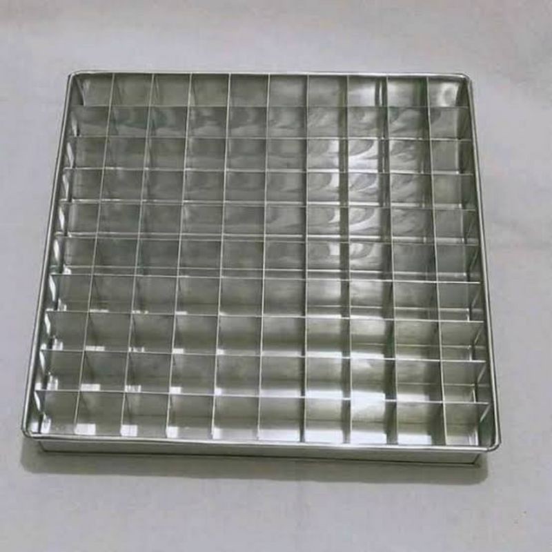 Loyang dan sekatan 20x20cm sekat 100 lubang alumunium