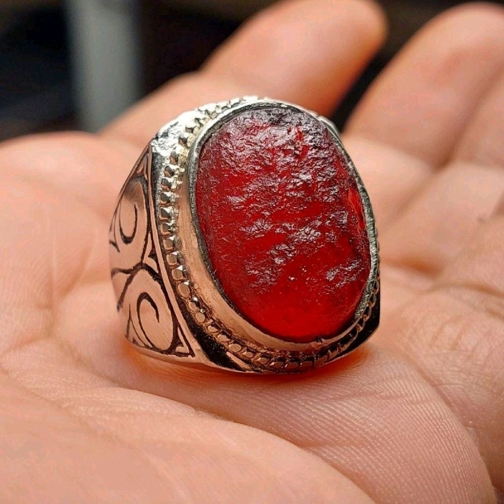 Cincin batu meteor merah / meteorit merah siam akik 525
