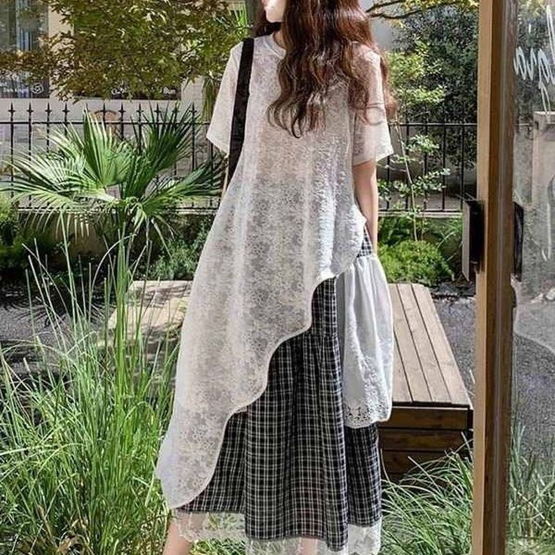 Set T-shirt Panjang Model Korea Rok Pendek Kotak Renda Elegan Kondangan