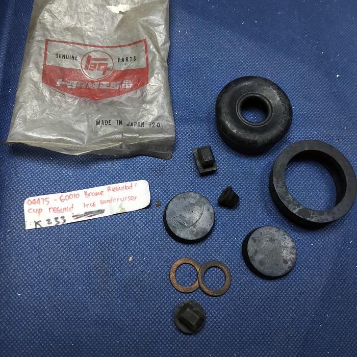 Brake Rebuild Cup Rebuild Kit Seel Shel Kit LandCruiser Baru Old Stok Made In Japan Original quality