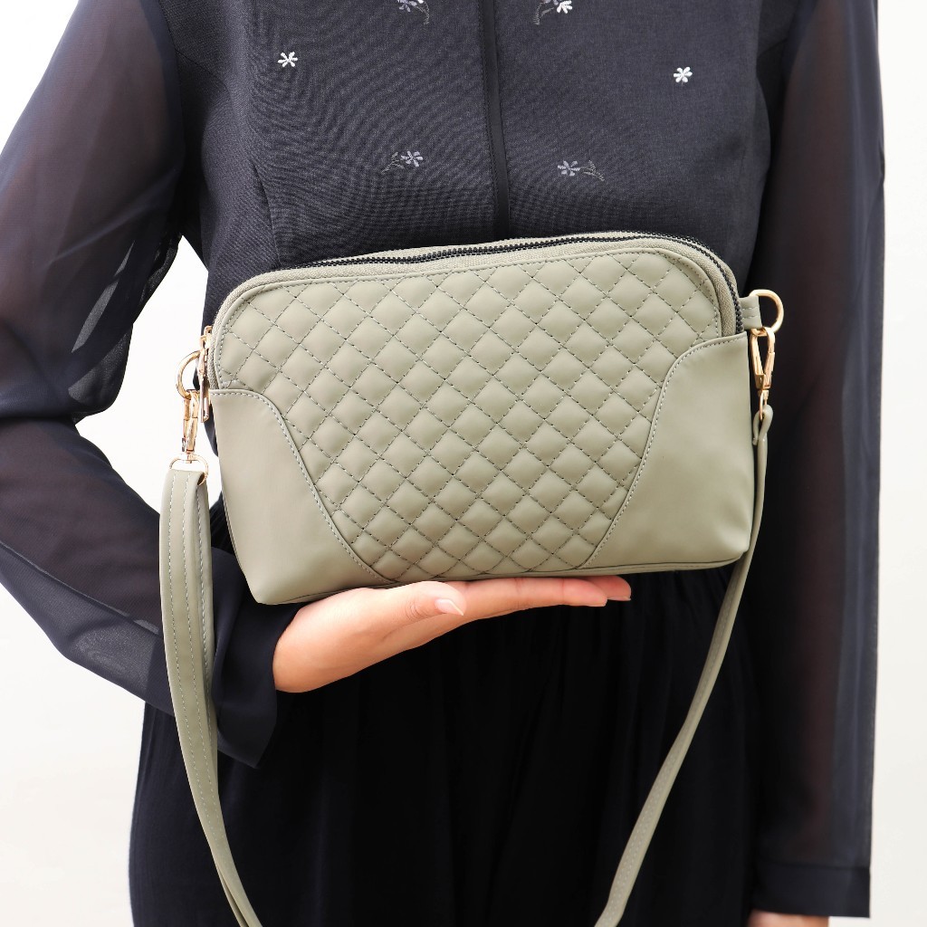 Ashia Sling Bag | Tas Selempang Wanita Bordir Dua Ruang Untuk HP Bahan Nylon Anti Air Warna Hitam Hi