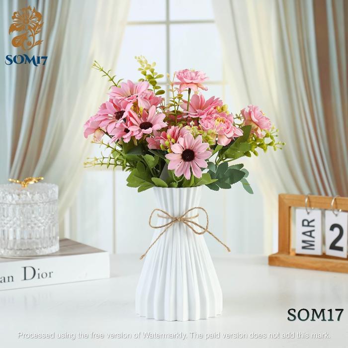PROMO  Set Bunga Aesthetic Termasuk  Plastic Vas  / Bunga Hias Rumah / Artificial Flowers / Bunga Pl