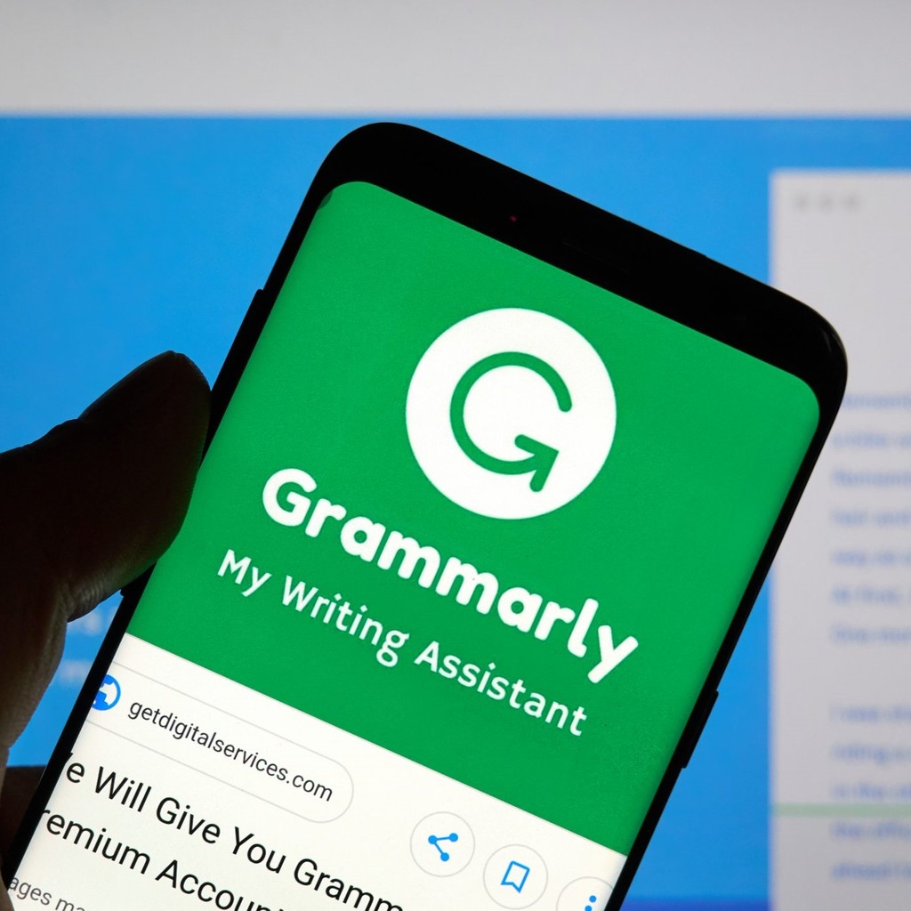 Private Grammarly Pro AI