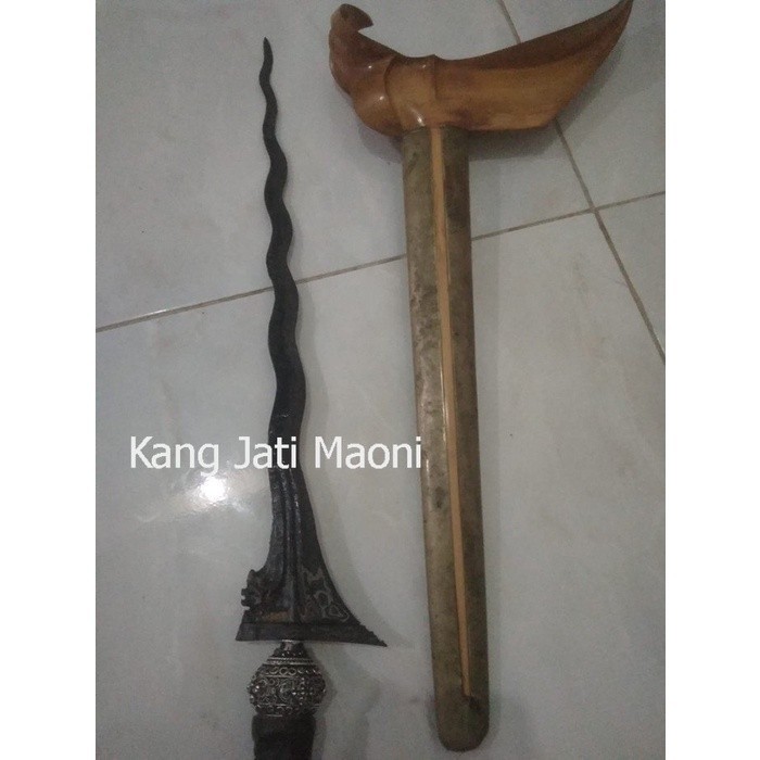 Keris sengkelat sepuh naga rojo pamor banyu mili mataram Asli Paling Mewah TR6755