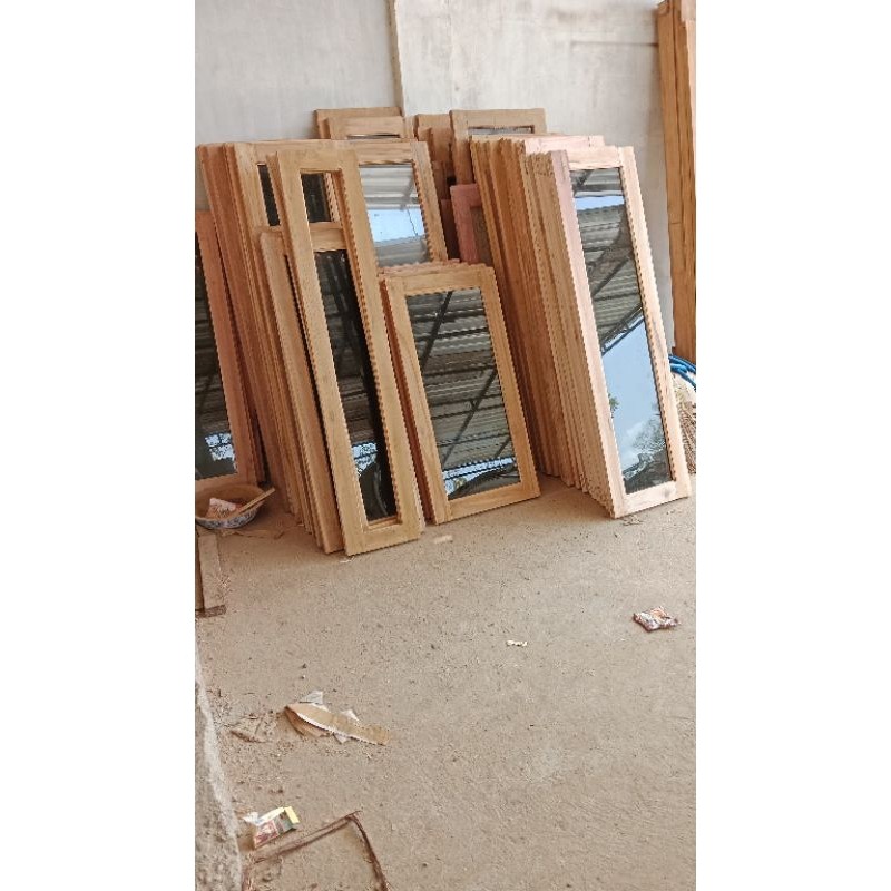 Jendela Kayu Jati Kaca Hitam Kaca Putih Kaca Hias