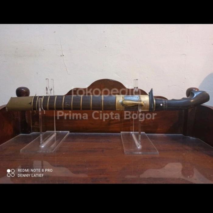 Jagrak pedang / tombak / tongkat modern