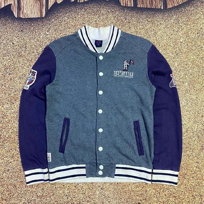 jaket varsity baseball NII jaket bomber bahan cotton penutup tombol button multi colour two tone cas