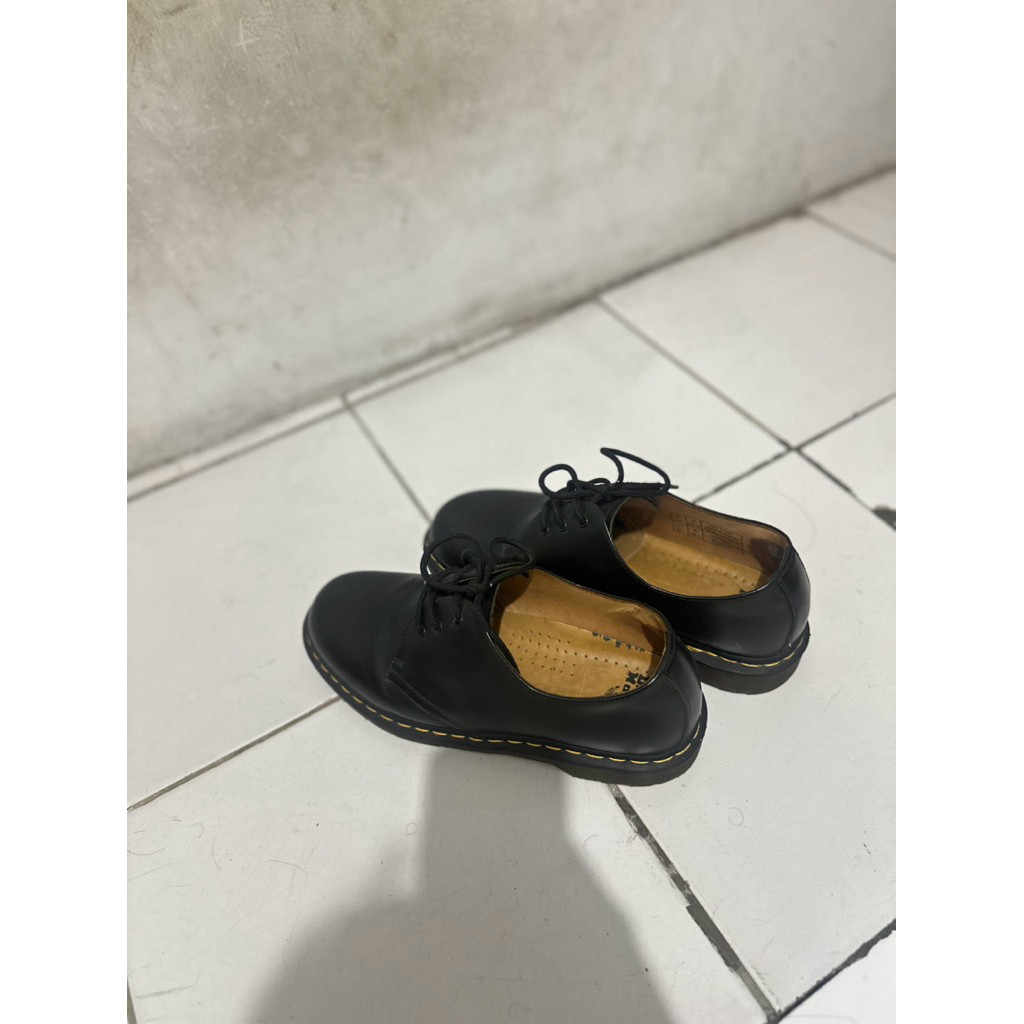 docmart 1461 black