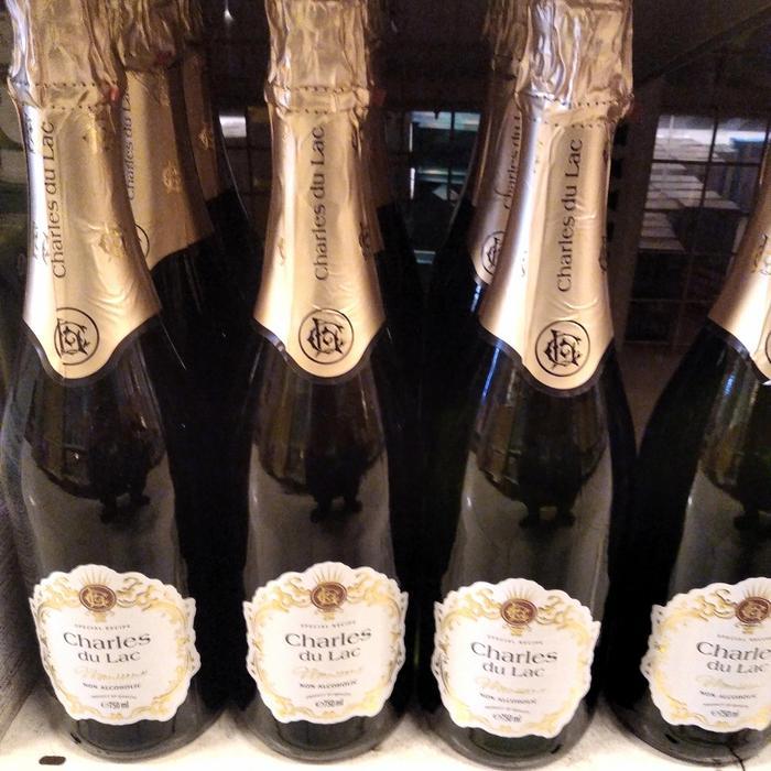 CHARLES DU LAC SPARKLING NON ALKOHOL 750ML - WHITE GRAPE Terlaris