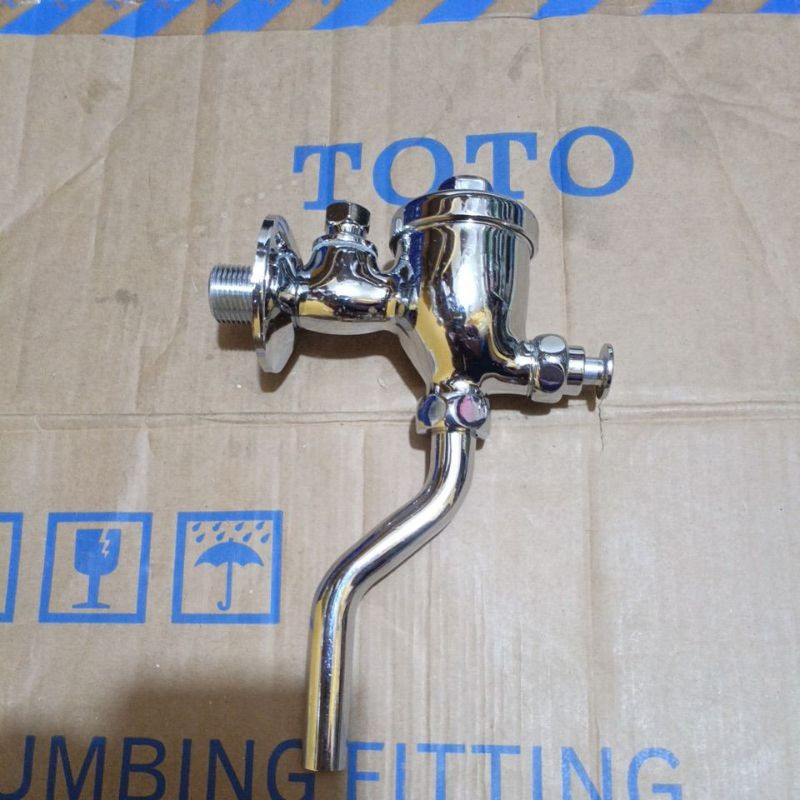 Push Kran TOTO - T60RN -Bekas - Kran Urinoir TOTO