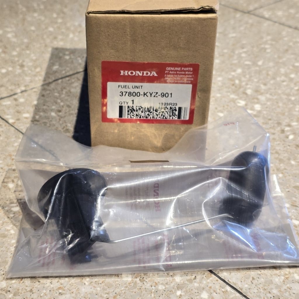 PELAMPUNG TANGKI BENSIN FUEL UNIT SUPRA X 125 HELM IN KARBU ORIGINAL AHM 37800 KYZ 901