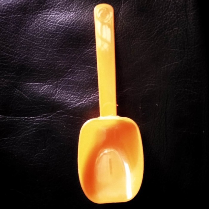 (10 gr / 20 ml) Sendok Takar Ukur Kecil Warna Kuning untuk Bubuk Susu / Tepung / Gula / Bumbu / Kopi