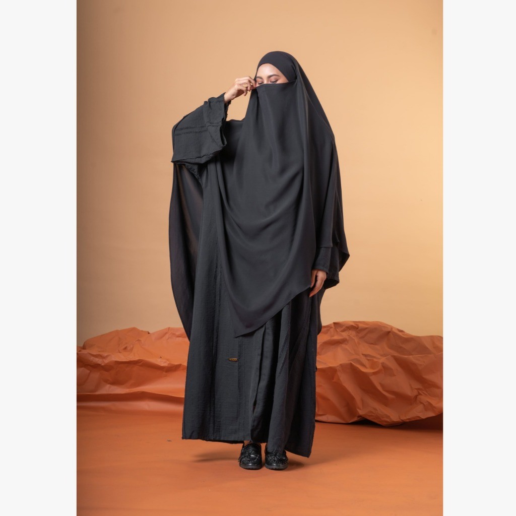 Nehhat Jinan Abaya