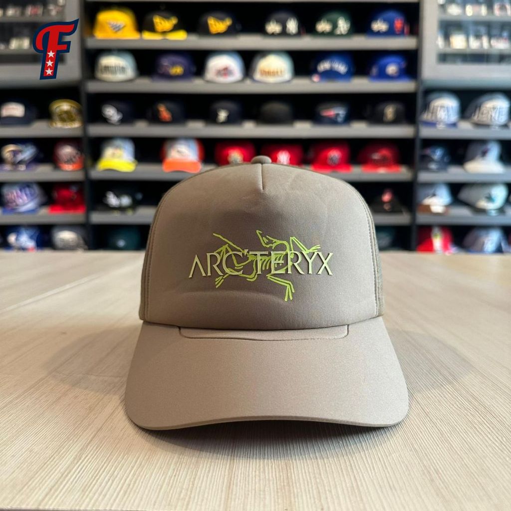 Topi Arcteryx Snapback Beige Trucker Hat Original