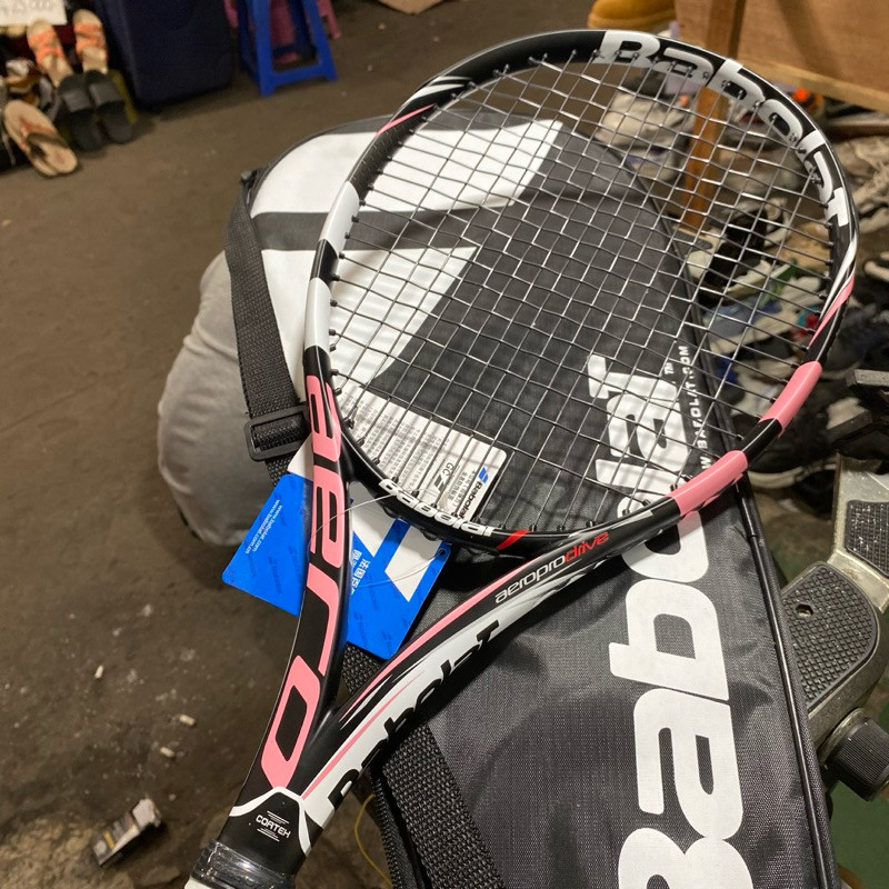 RAKET TENIS BABOLAT AEROPRO DRIVE IMPORT PREMIUM QUALITY include tas