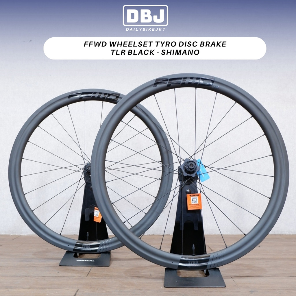 FFWD TYRO Disc Brake TLR Carbon Wheelset Shimano Black