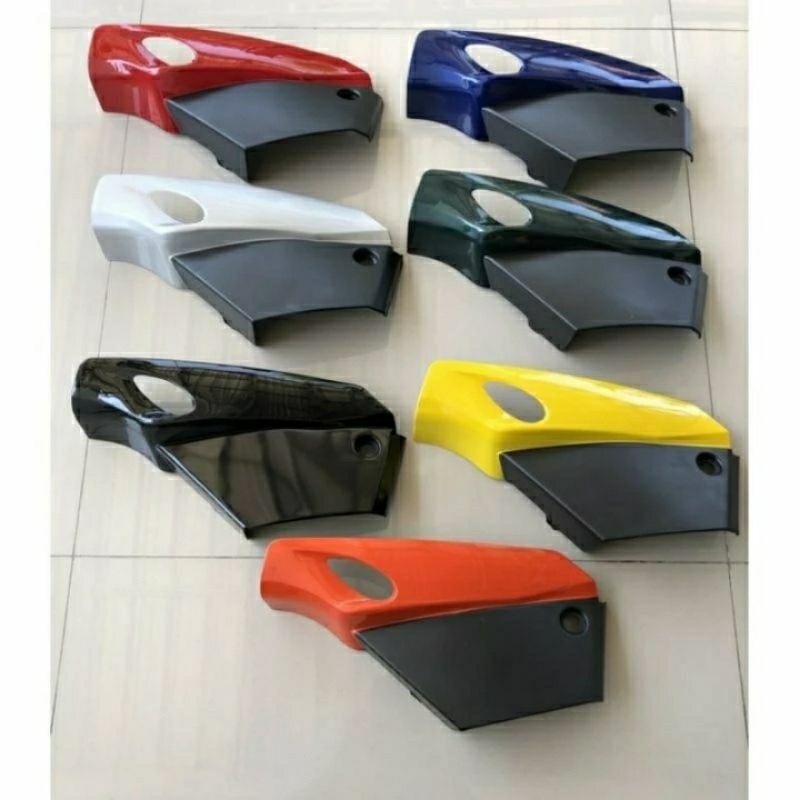 Bok Aki Tutup Aki Caver Accu Yamaha Fiz R FizR Fis R F1z R Vega R Lama warna Hitam Kuning Biru Oren 