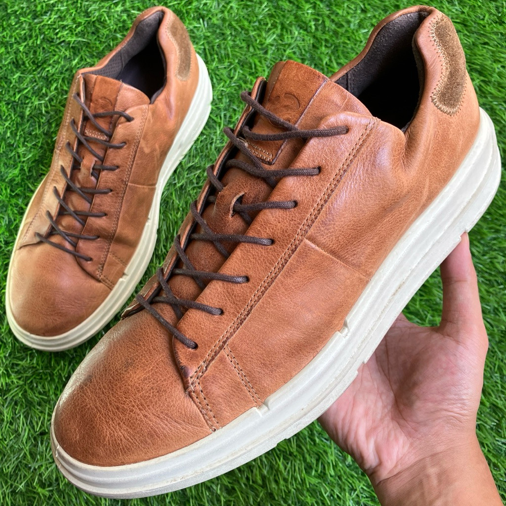 Sepatu ECCO SOFT X Classic Leather sneakers ukuran 44
