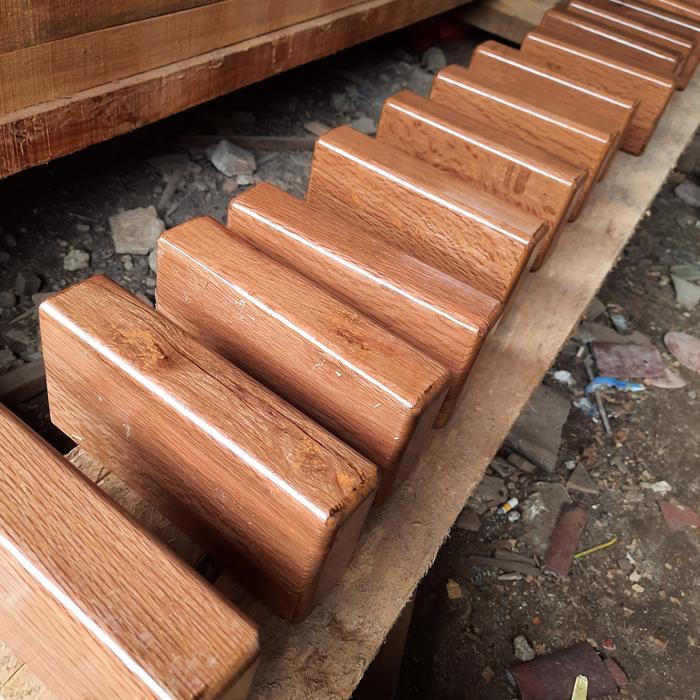 Balok Yoga Kayu Solid Meranti - Coklat Natural